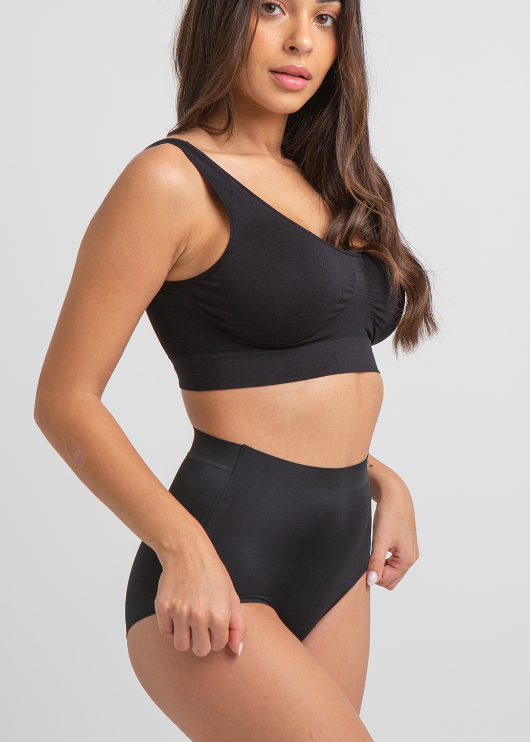 Braguita reductora diaria control abdomen Negra